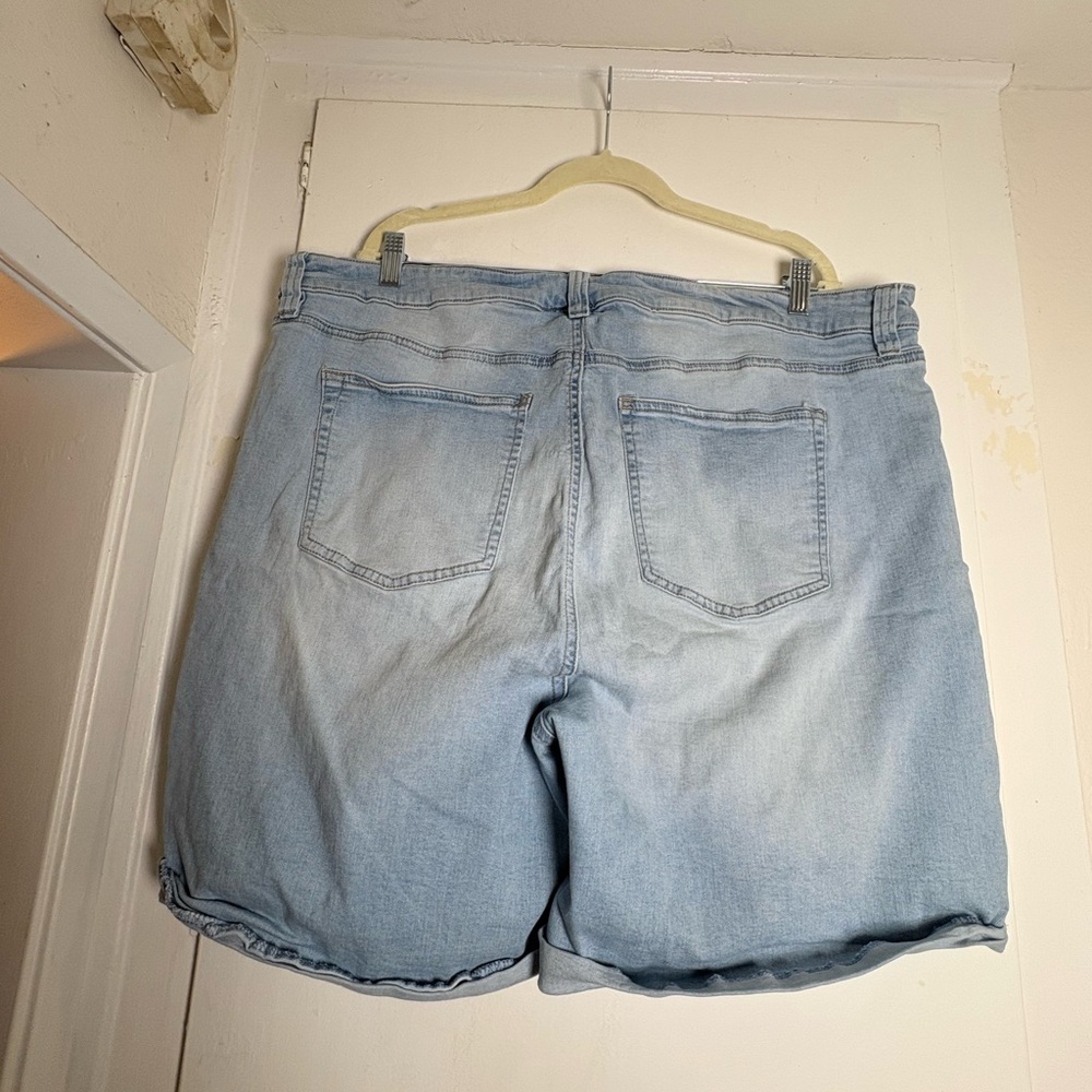 Celebrity Pink Light Blue Jean Shorts - Picture 3 of 10